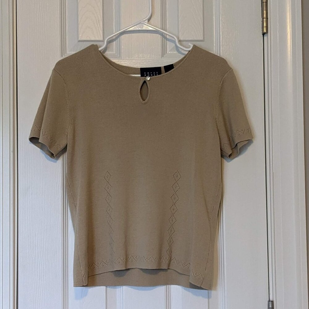Crazy Horse: A Liz Claiborne Co. Short Sleeved Sweater 55% Acrylic 45% Cotton